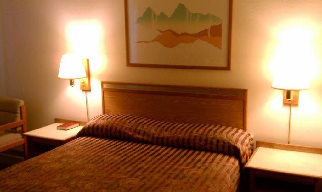 Colorado River Value Inn Bullhead City Exterior foto